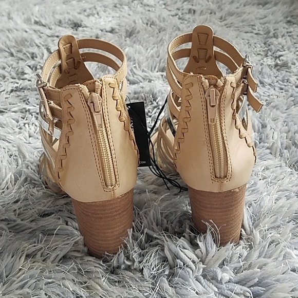 Express dress shoes - Picture 2 of 3